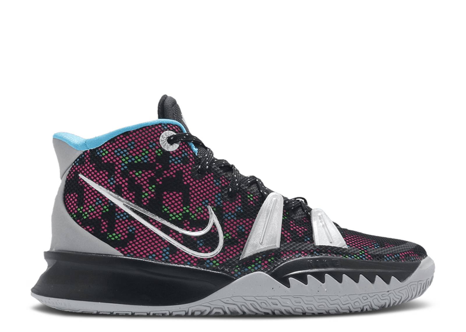 Kyrie 7 GS Pixel Camo