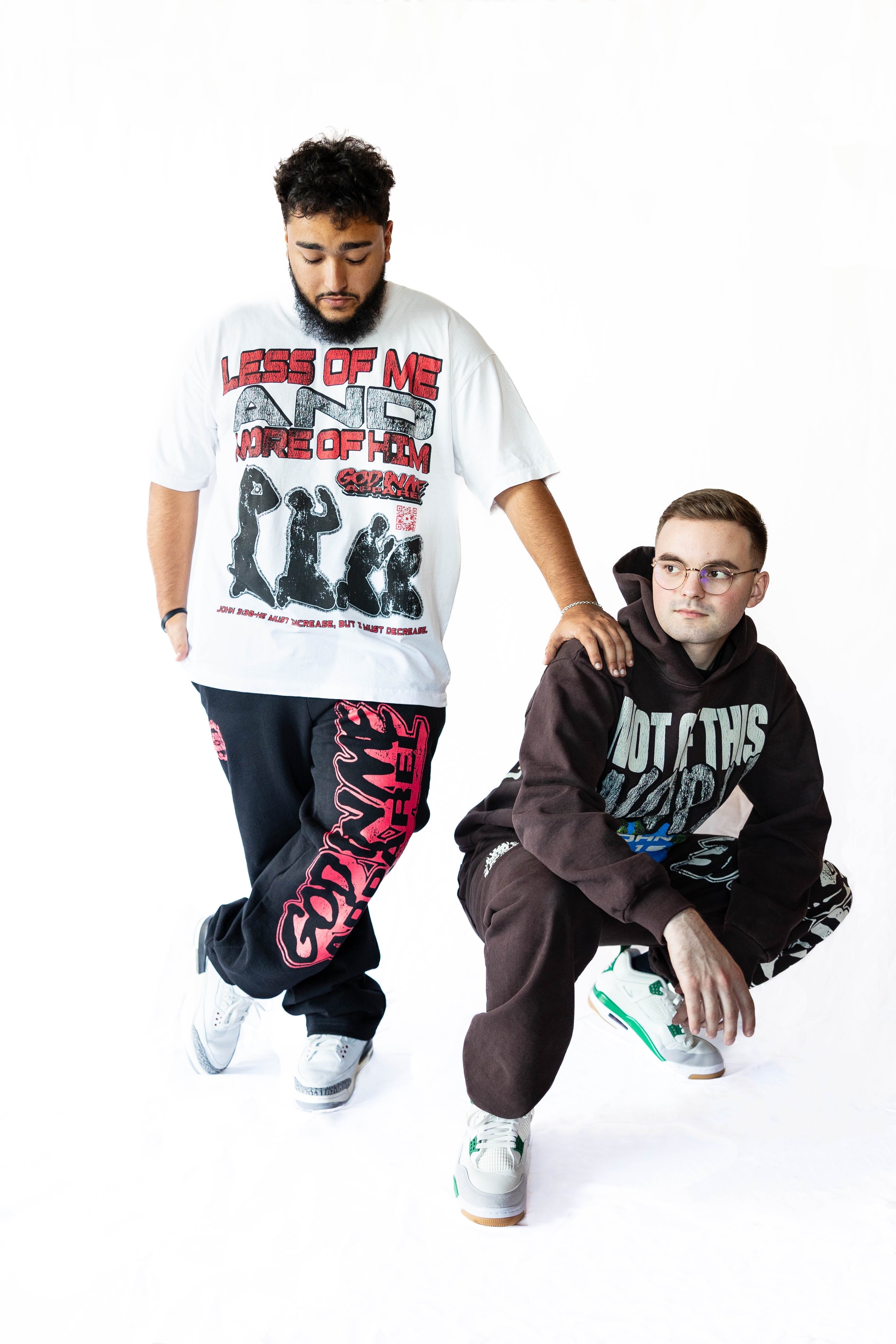 LOGOS SWEATPANTS (BLACK)