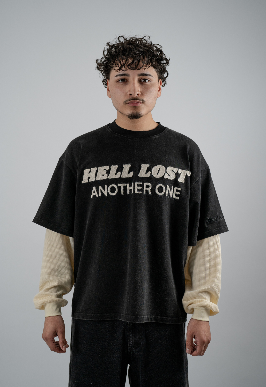 "HELL LOST" DOUBLE LAYERED BOXY TEE (BLACK)