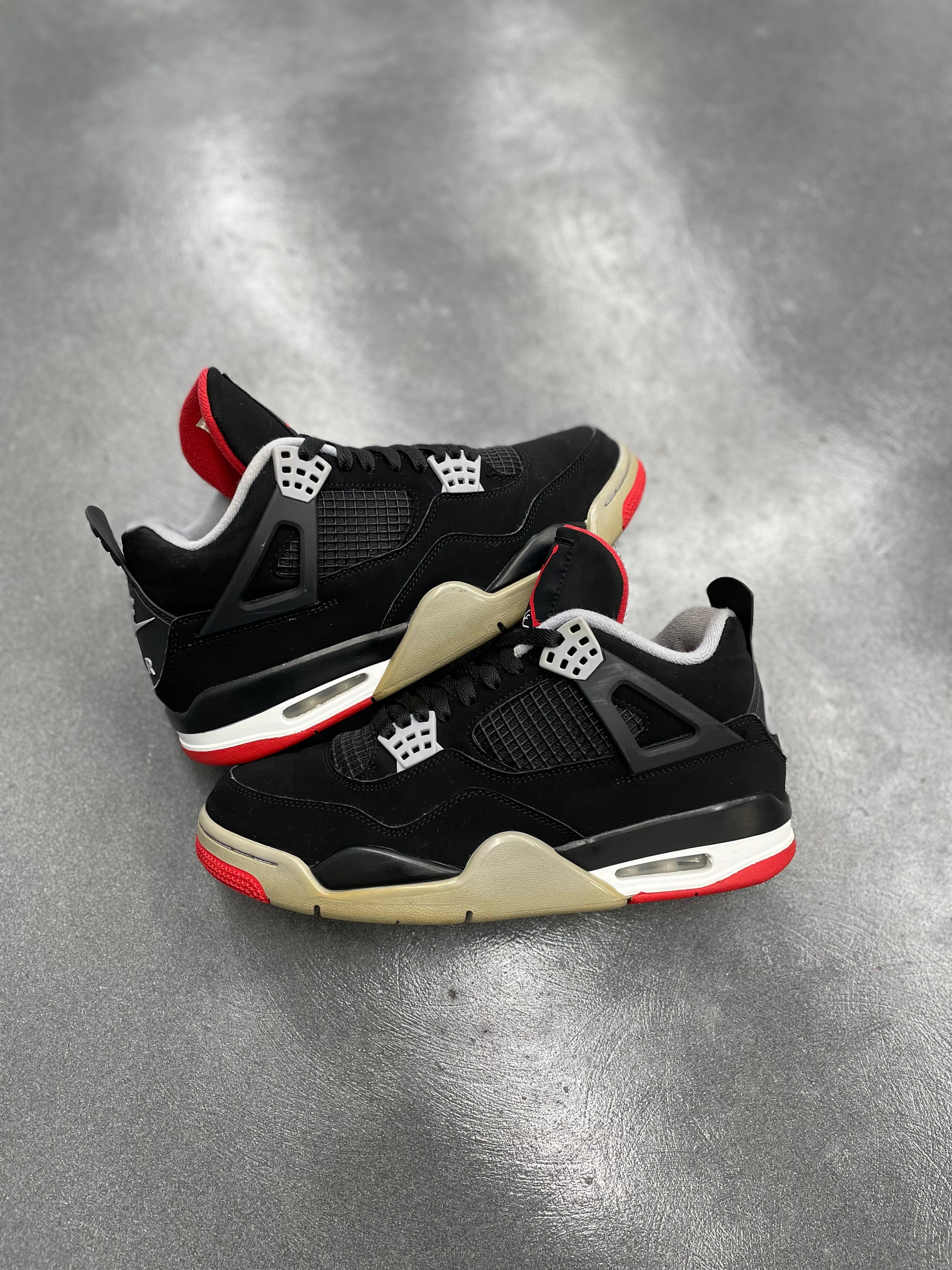 Preowned Jordan 4 'Bred' 2019