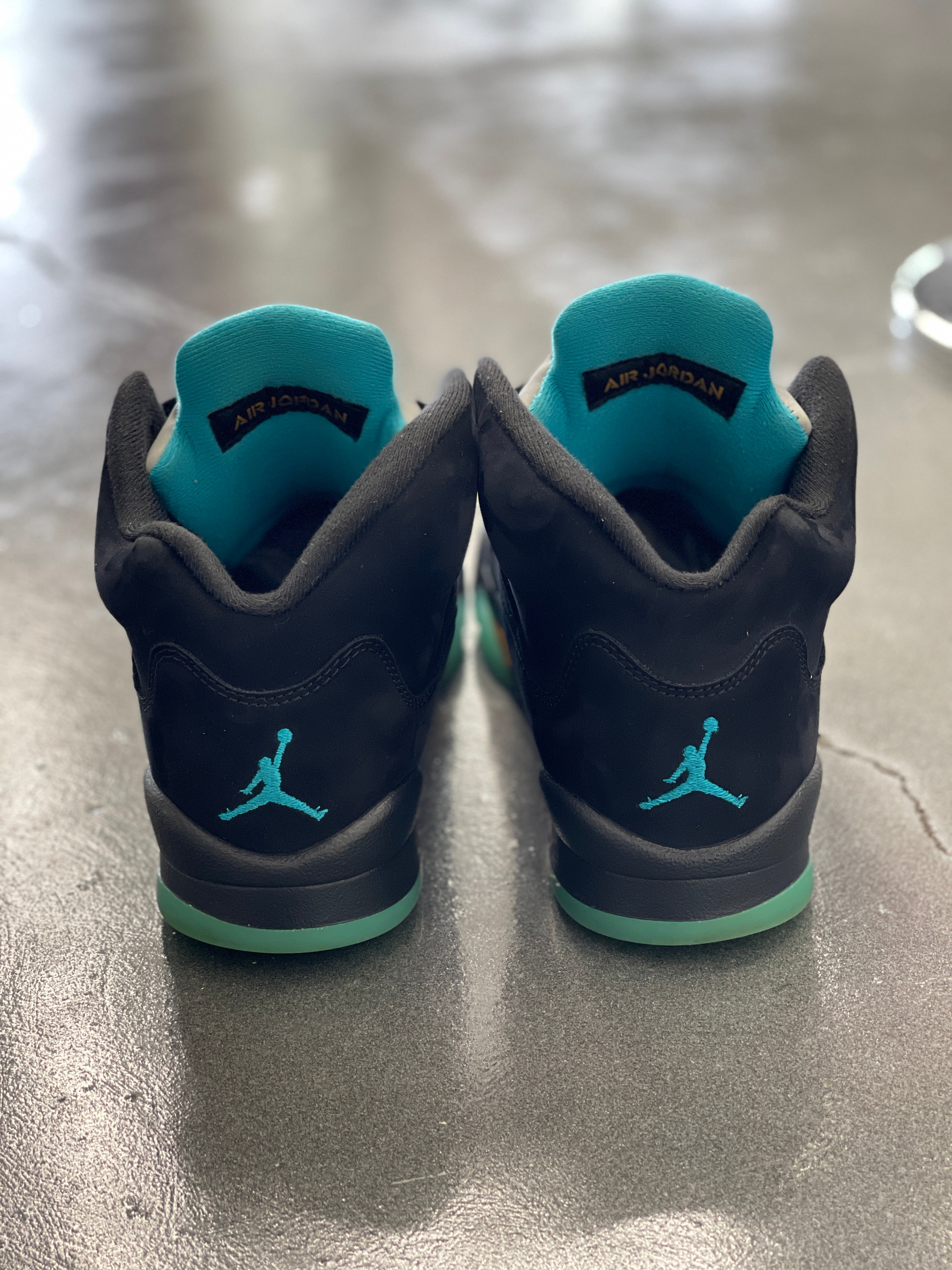 LIGHTLY WORN JORDAN 5 RETRO GS 'AQUA' (7Y)