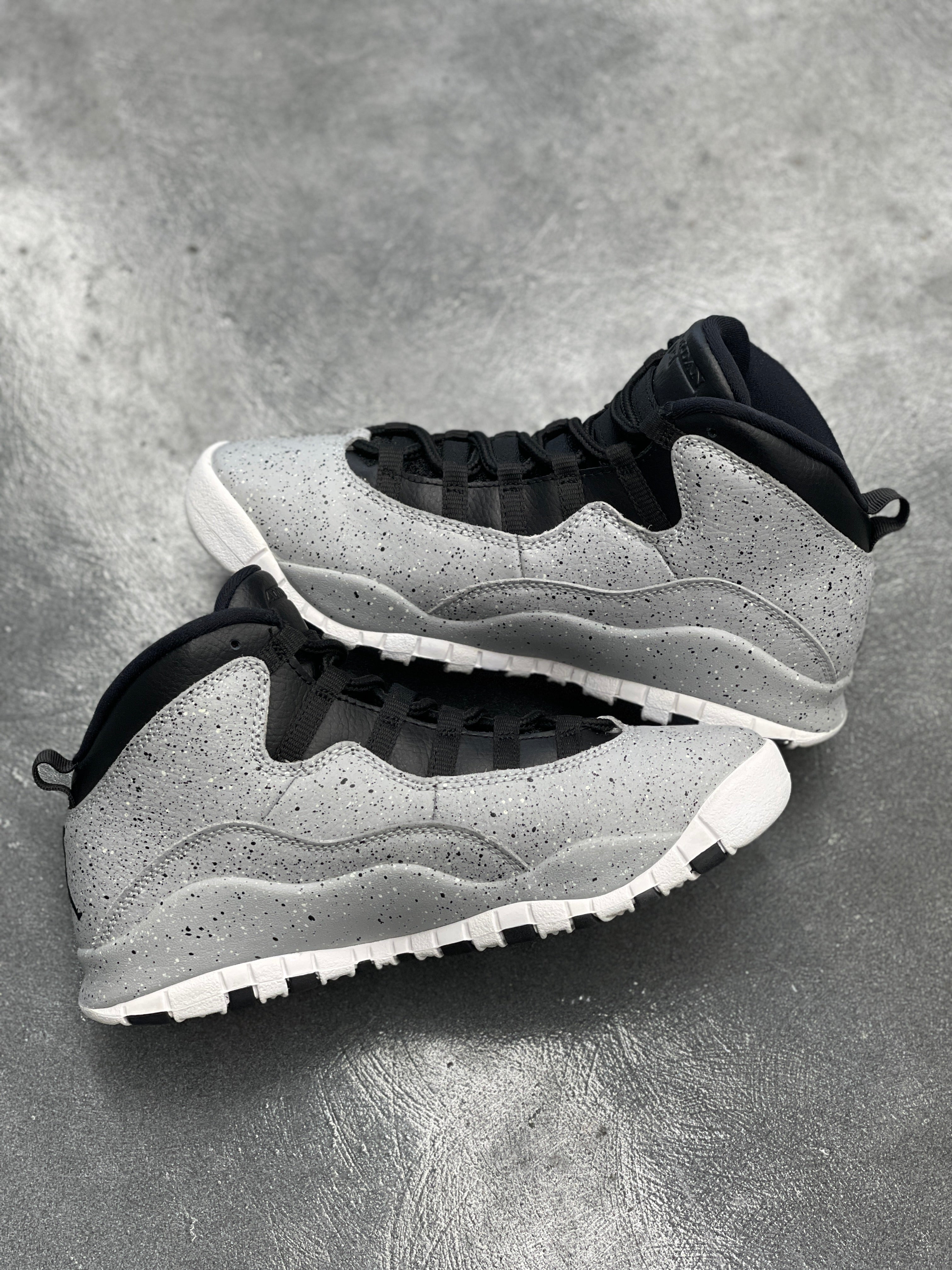 (Lightly Worn) Jordan 10 Light Smoke Grey (5.5Y)