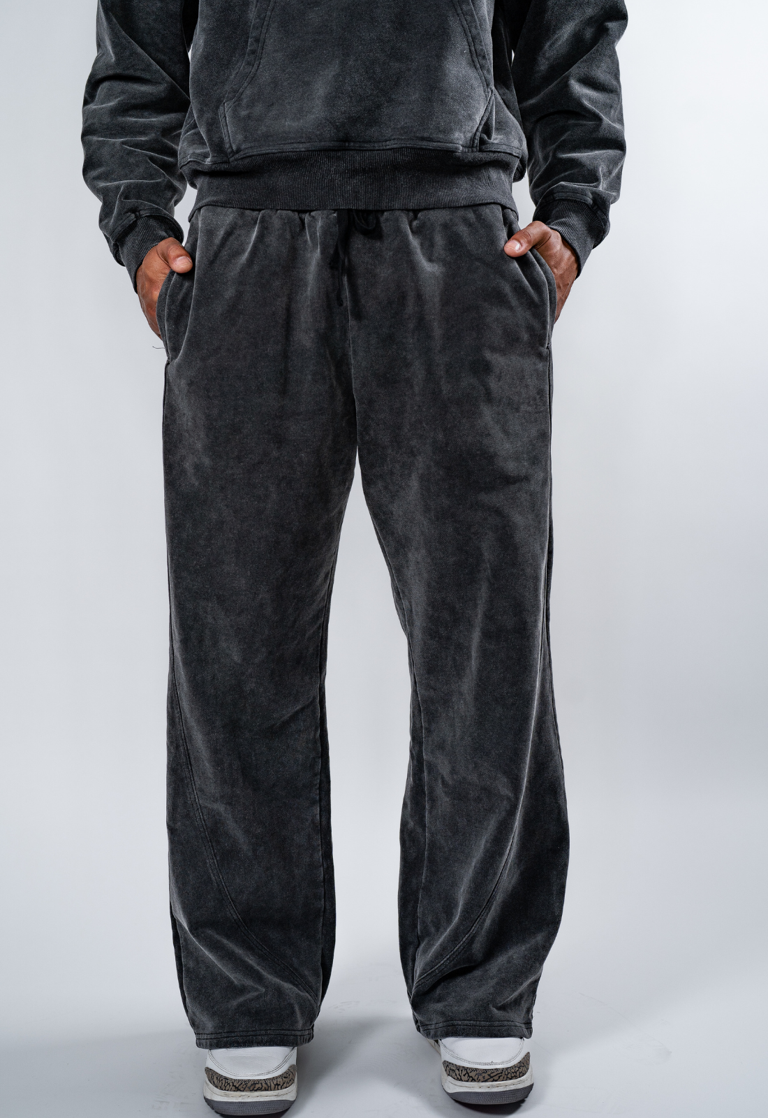 "WASHED" BLACK SWEATPANTS