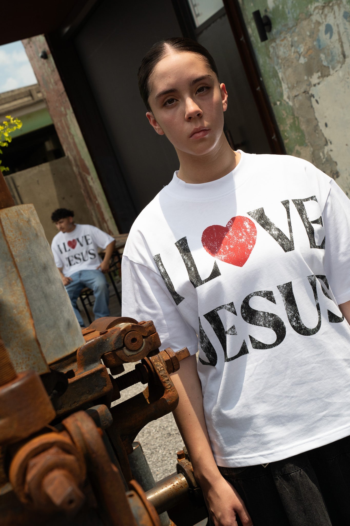 "I LOVE JESUS" BOXY TEE (WHITE)