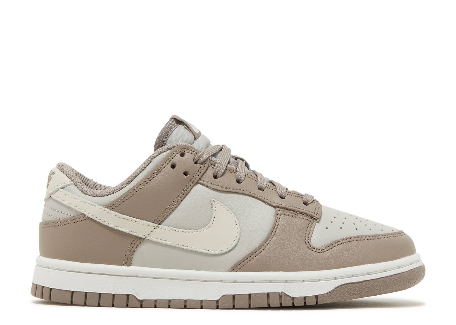 Wmns Dunk Low Moon Fossil